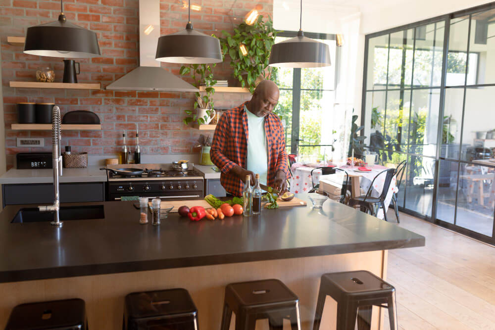 VMC dans une cuisine ouverte : est-ce obligatoire et efficace ? 2 cuisine ouverte moderne