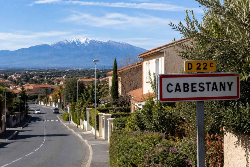 Comment financer les améliorations de son logement sans déséquilibrer son budget ? 3 Vue résidentielle de Cabestany proche de Perpignan pour un projet de prêt immobilier et d’achat de maison