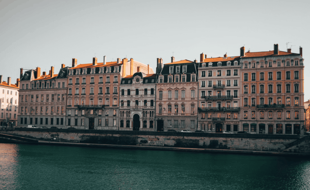 Mon Accompagnateur Rénov' Lyon : quelles sont les étapes d'une rénovation énergétique 2